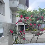 Apartament Rania House