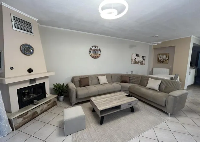 דירה Rania House לימנאס